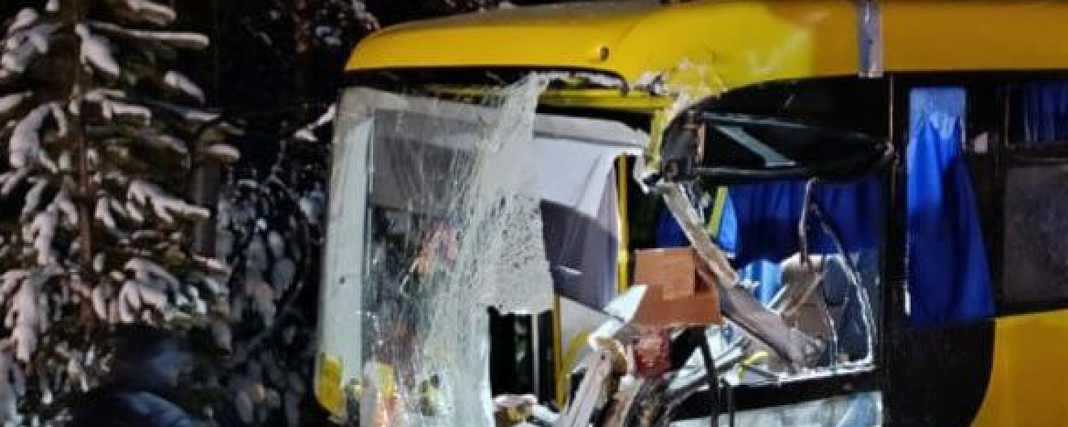Прокуратурой округа организовано проведение проверки по факту дорожно-транспортного происшествия, произошедшего на 353 километре автодороги Сургут-Салехард, в результате которого погиб 1 человек
