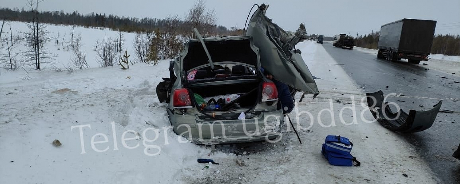 Семья из Губкинского попала в смертельное ДТП под Сургутом. 