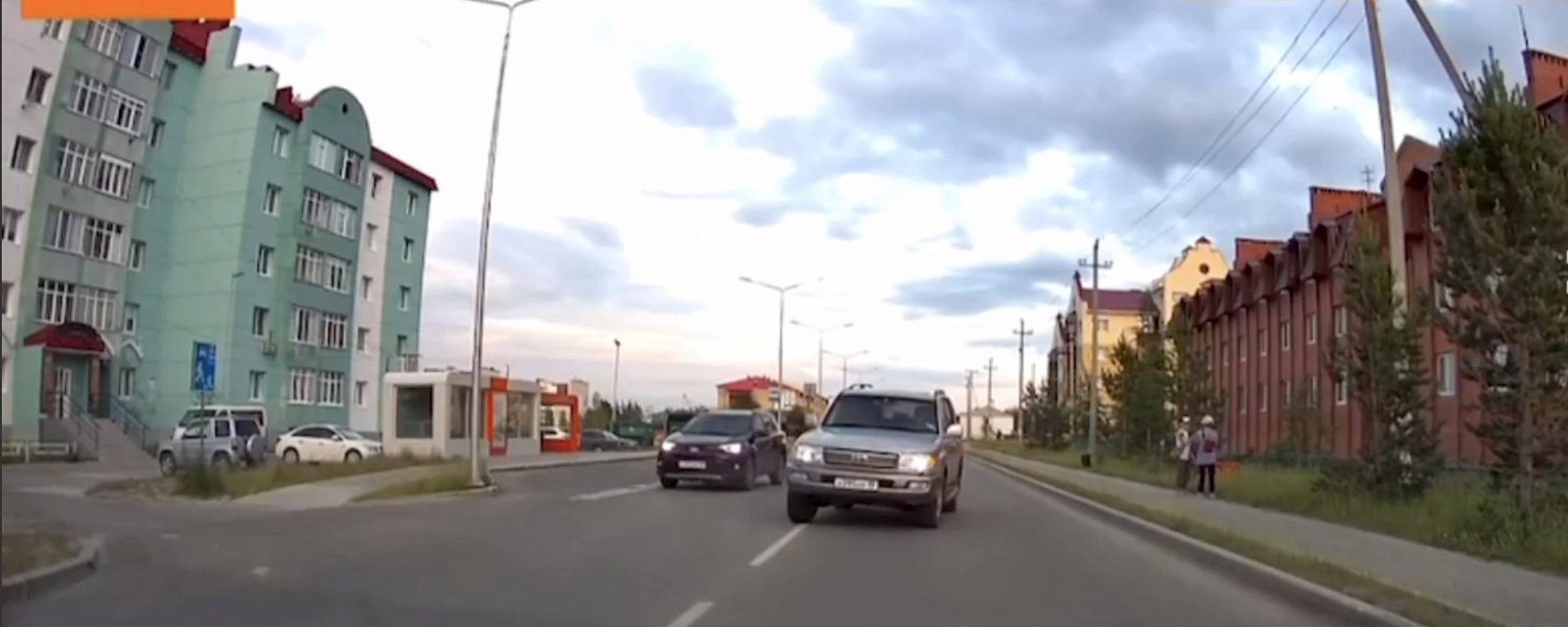 В Губкинском по видео в соцсетях нашли и оштрафовали водителя-нарушителя.